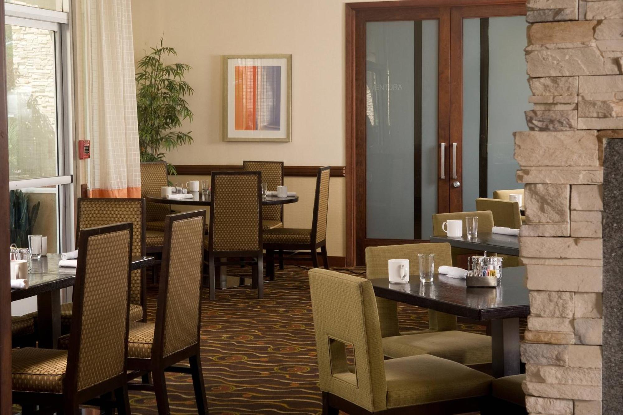 Courtyard Los Angeles Sherman Oaks Bagian luar foto