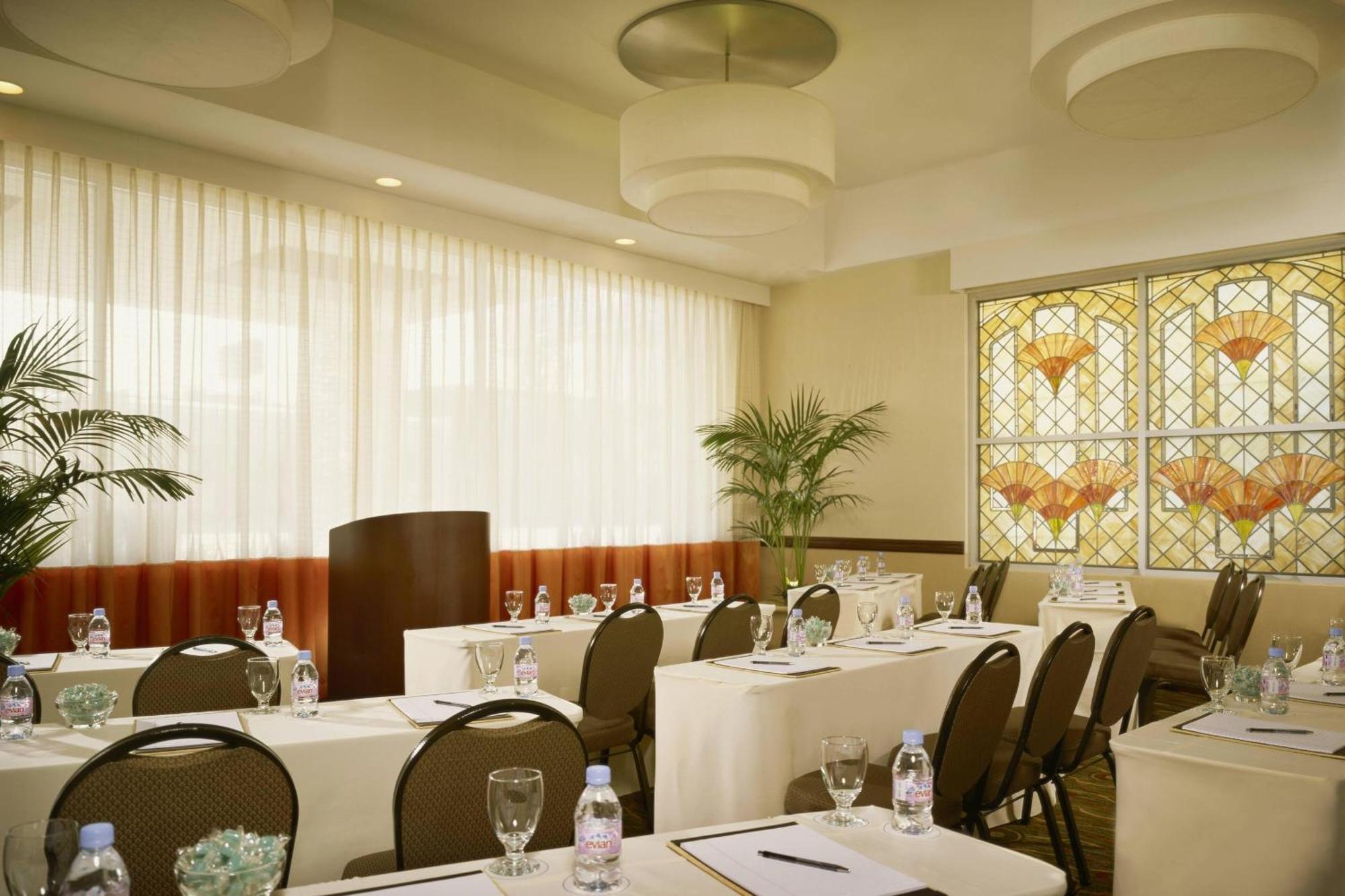 Courtyard Los Angeles Sherman Oaks Bagian luar foto